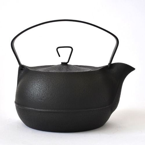 GOOD DESIGN AWARD 2012 グッドデザイン賞 受賞 キャストアイアンケトル（黒） 1.2L 【IH200V対応】