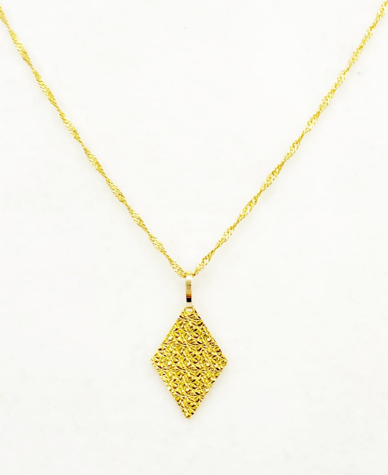 ❰未使用❱ペンダントトップ 楽天市場】純金 インゴット 1g マリア ペンダントトップ コイン