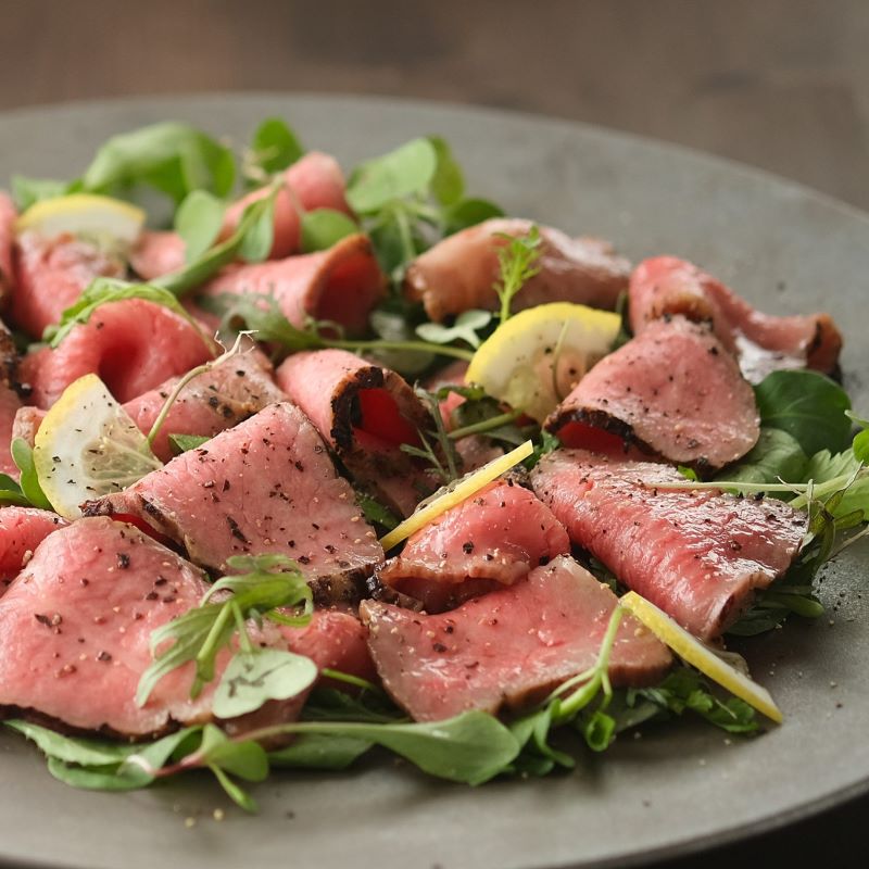 A4等級以上!和牛ローストビーフ特選霜降り&赤身食べ比べ