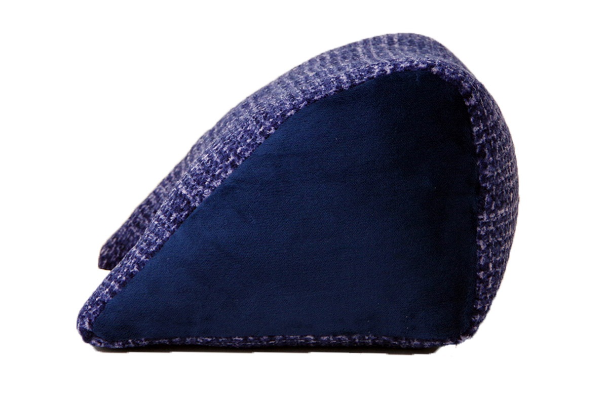 よりかかり三角クッション ノート Nought ソファー フロア