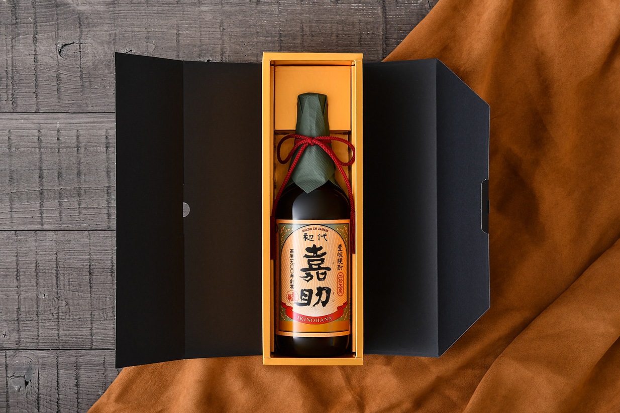 ギフト プレゼント お歳暮 クリスマス 麦焼酎 1回のご注文で6本まで 長期貯蔵 43度麹屋伝兵衛 古酒 720ml 1回のご注文で6本まで 6本まで送料1本分 ギフト プレゼント