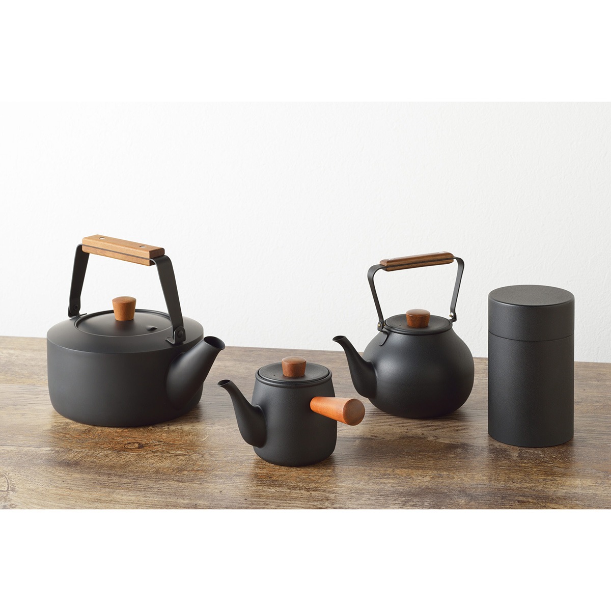 CHA-10 宮崎製作所 茶き くろいろ茶筒 (大) 最安価格 CHA-10 宮崎製作所 茶き くろいろ茶筒 (大) 最安価格