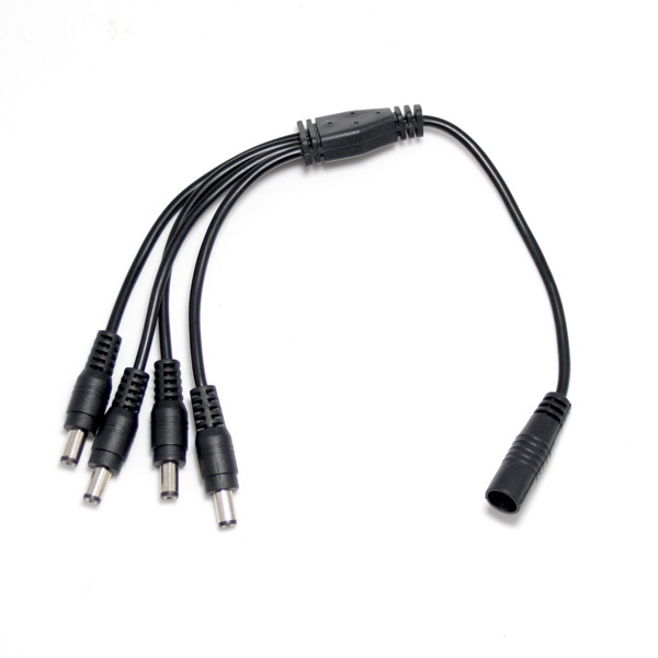 DC4分配ケーブル12V～24V 許容量 3A DCプラグ外形5.5mm×内径2.1mm　[メール便対応可]