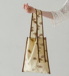 WHYTO. �ۥ磻�� �������ե��Хå� sheer flower bag