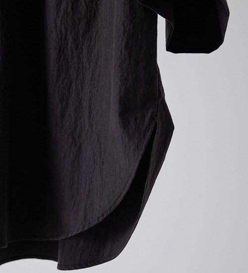 ��YENN/������ۥ饦��ɥե���ॷ��� / ROUND FORM SHIRT(Y261-11005)