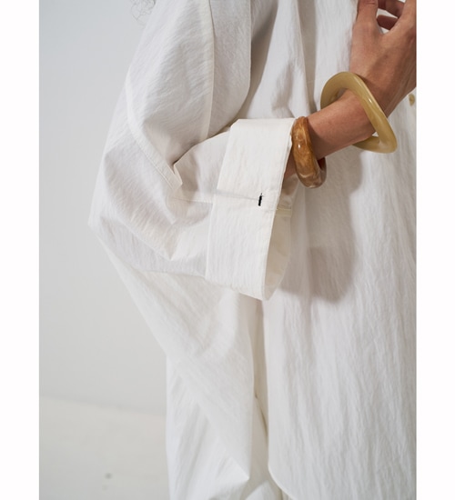 ��YENN/������ۥ饦��ɥե���ॷ��� / ROUND FORM SHIRT(Y261-11005)