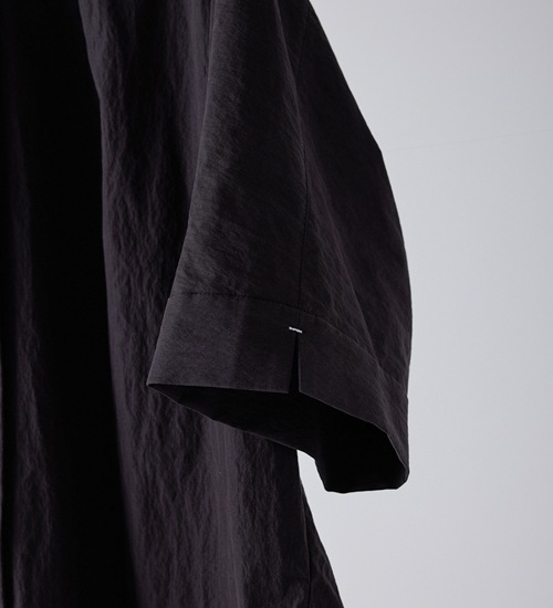 ��YENN/������ۥ饦��ɥե���ॷ��� / ROUND FORM SHIRT(Y261-11005)