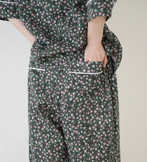 MANON �ޥΥ� ���ꥸ�ʥ��ͥ� �ե��ץ��� ���������ѥ�� ORIGINAL LINEN FLOWER PRINT EASY PANTS