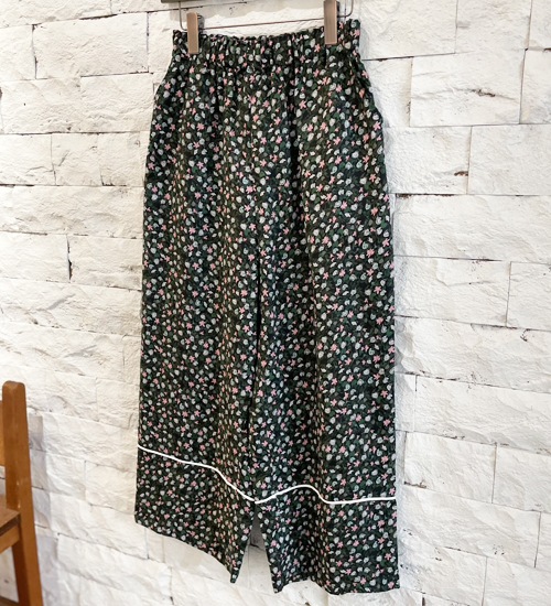 MANON �ޥΥ� ���ꥸ�ʥ��ͥ� �ե��ץ��� ���������ѥ�� ORIGINAL LINEN FLOWER PRINT EASY PANTS