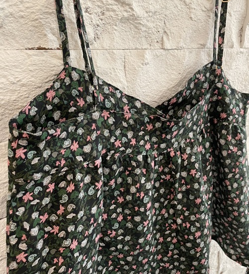 MANON �ޥΥ� ���ꥸ�ʥ��ͥ� �ե��ץ��� ����ߥ����� ORIGINAL LINEN FLOWER CAMISOLE