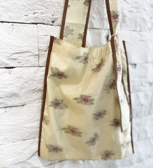 WHYTO. �ۥ磻�� �������ե��Хå� sheer flower bag