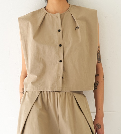 YENN ������ ���꡼�֥쥹����� SLEEVELESS SHIRT
