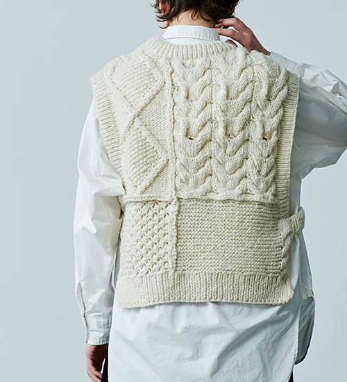 ��30��OFF�ա�kha:ki/�������ۥϥ�ɥ˥åȥ����֥�٥���/HAND KNIT CABLE VEST�ڥ���󥻥����ʸ��Բġ�