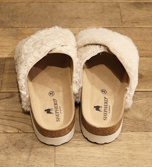 30％OFF》【SHEPHERD/シェパード】シープファー コンフォートサンダル
