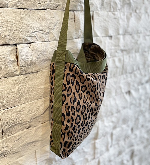 ��kha:ki/�������ۥ�С����֥�ȡ��ȥХå�/REVERSIBLE TOTE BAG