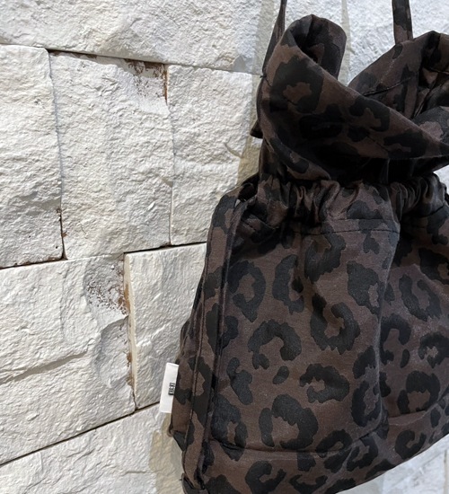 ��20��OFF�ա�kha:ki/�������ۥ���С����֥�Хå� �쥪�ѡ���/CONVERTIBLE BAG LEO�ڥ���󥻥����ʸ��Բġ�