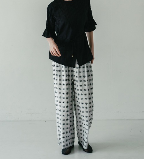 ��20��OFF��WHYTO. �ۥ磻�� ���㥬���ɥ磻�ɥѥ�� jacquard wide pants�ڥ���󥻥����ʸ��Բġ�