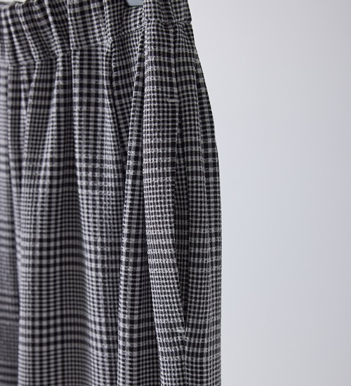 ��YENN/������ۥץ쥤�ɥ��å����������ѥ��/PLAID TUCK EASY PT(Y261-31008)