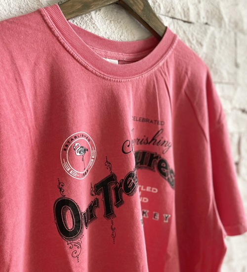 ��kha:ki/�������ۥإ�饦���TEE-�����������ե꡼��-/HEM ROUND TEE Whisky Freak