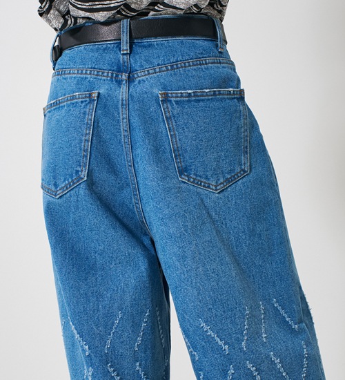 ��YENN/������ۥ졼�������åȥ磻�ɥǥ˥�/LASER CUT WIDE DENIM(Y261-31001)