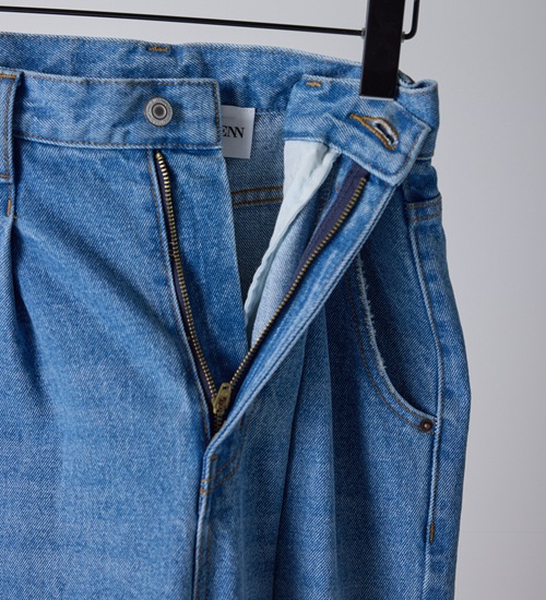 ��YENN/������ۥ졼�������åȥ磻�ɥǥ˥�/LASER CUT WIDE DENIM(Y261-31001)