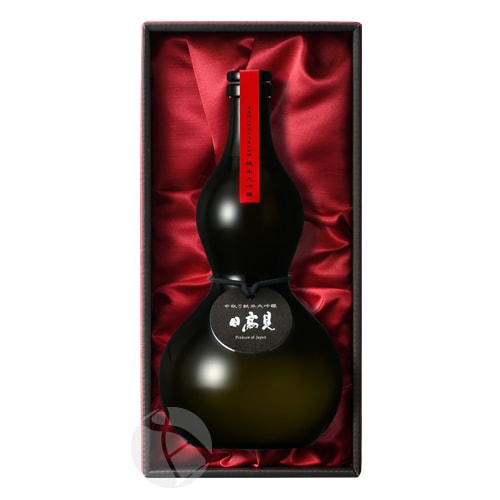 日高見 中取り純米大吟醸 黒色ひょうたんボトル 720ml 化粧