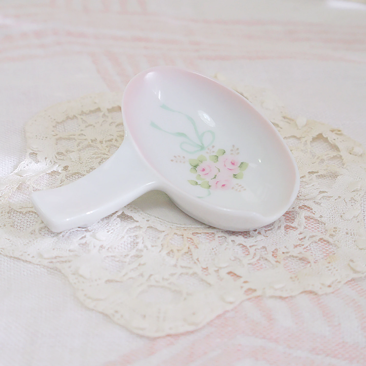 エマ　スプーンレスト