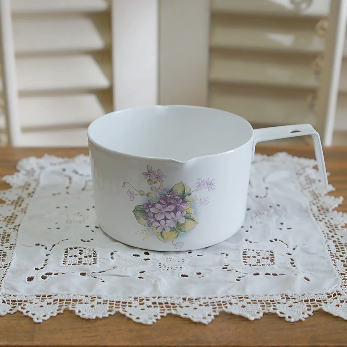 スミレ　計量カップ200ml