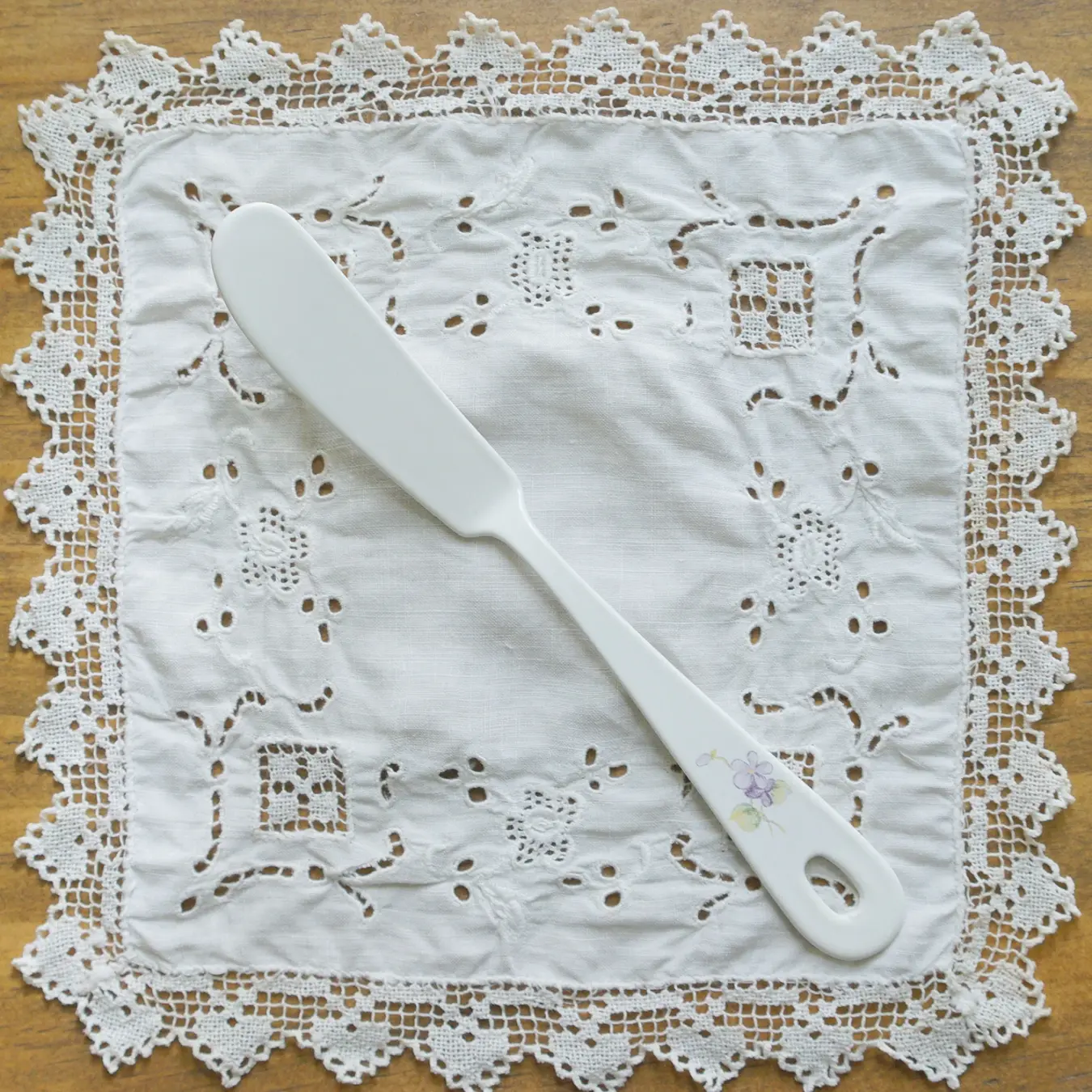 スミレ　バターナイフ