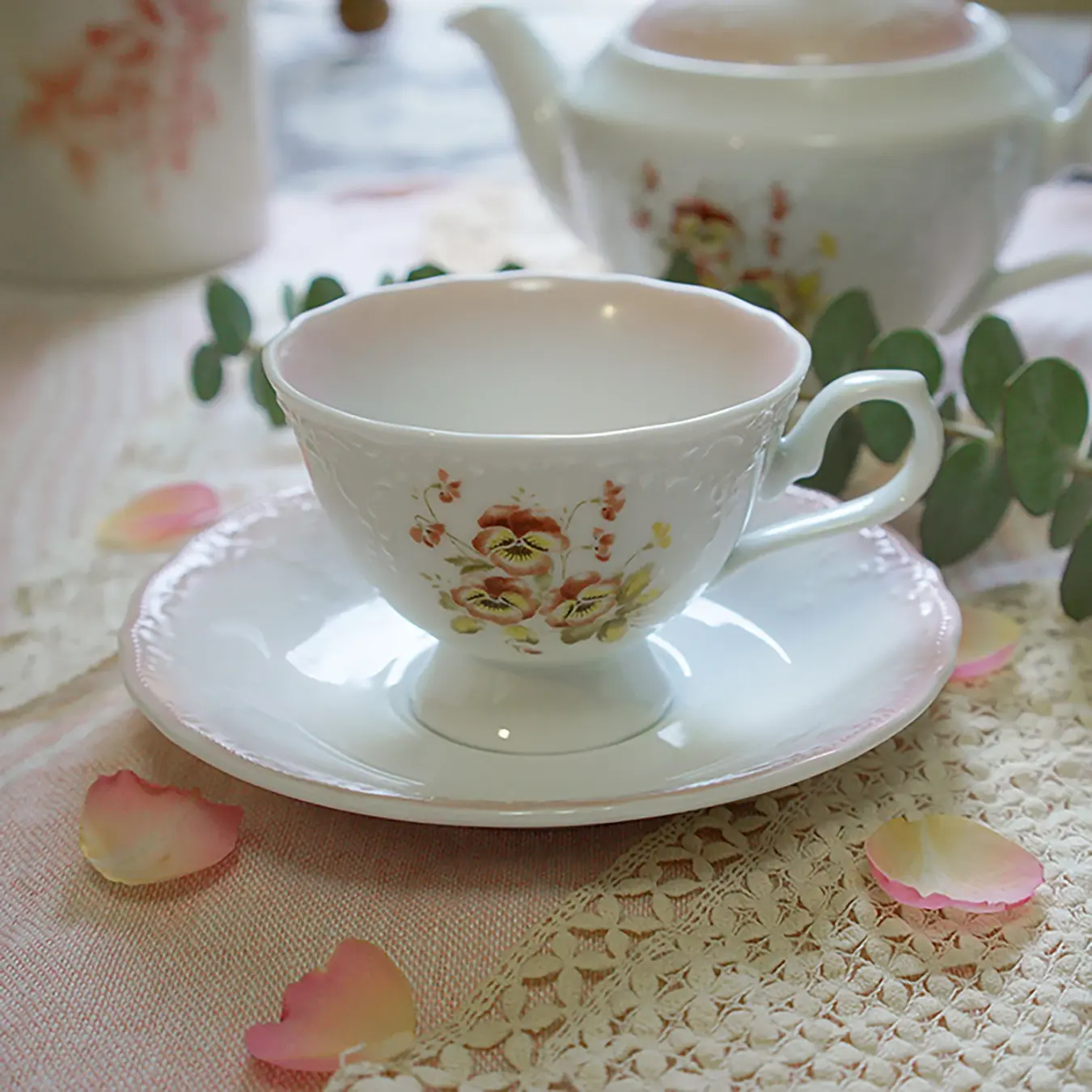 パンジー　カップ＆ソーサー