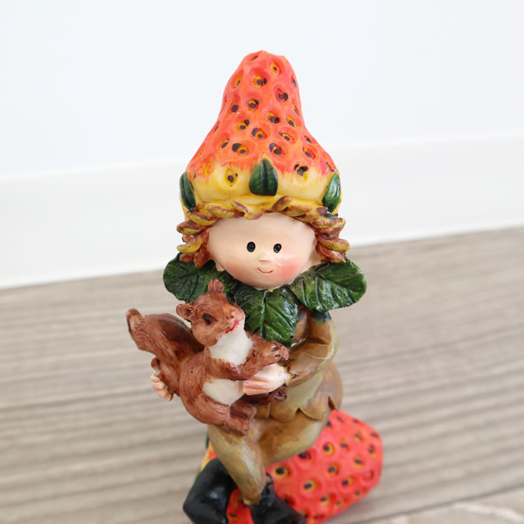 美品】 人形 イチゴ オブジェ 置物 インテリア 工芸品 美術品 A1220