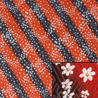 MU1-G01(京ちりめん風呂敷 金彩 赤地に紗綾形小花)★お取り寄せ品