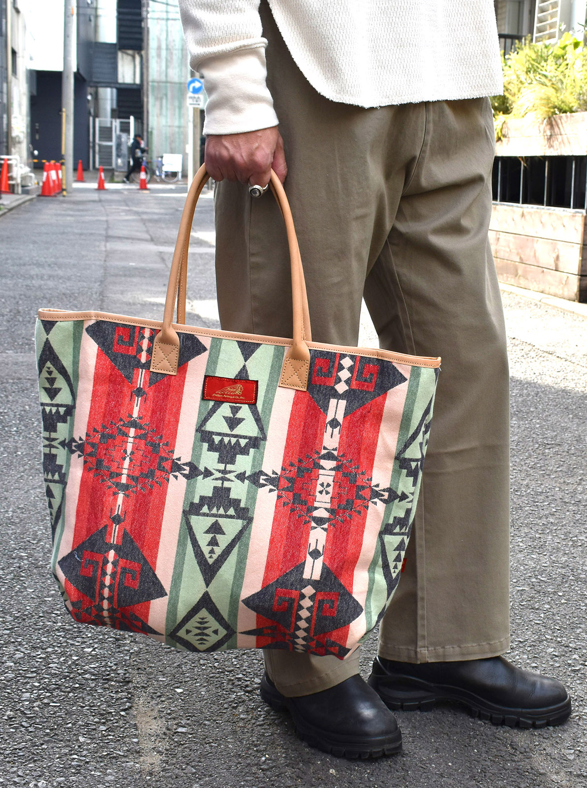 NAVAJO JACQUARD TOTE BAG