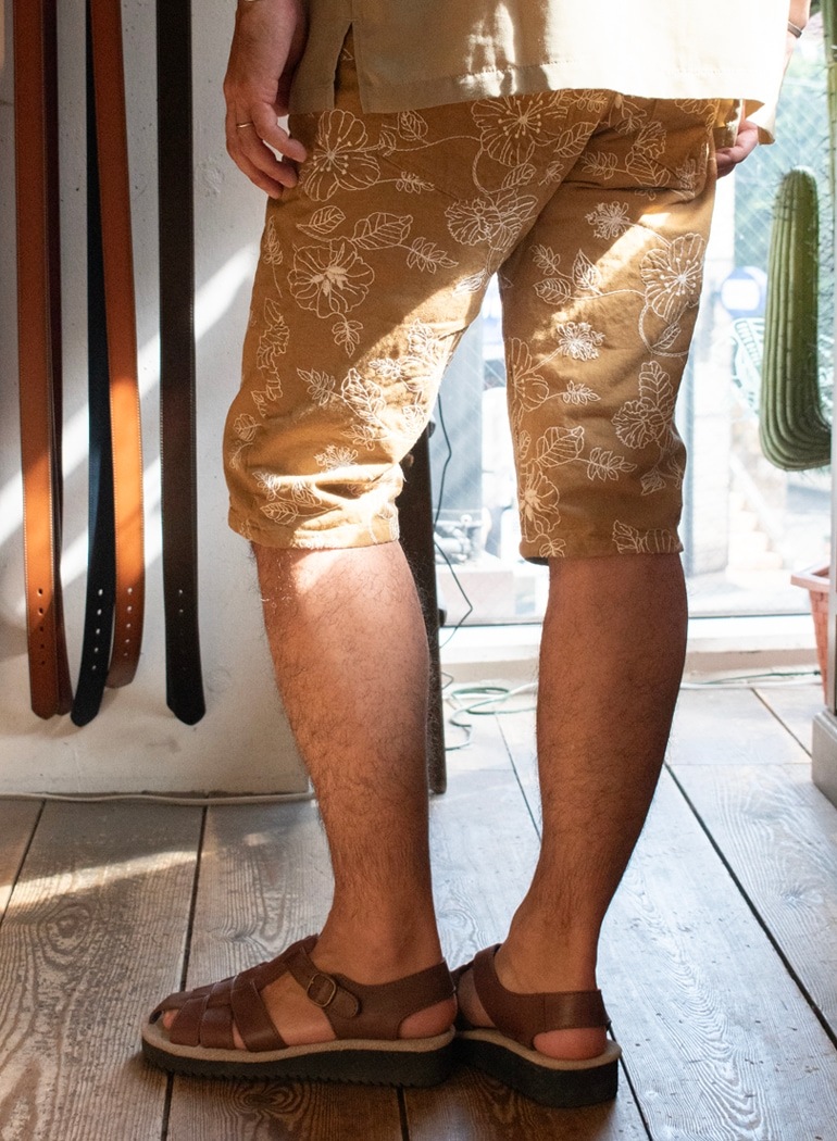 Shorts "flower embroidery"