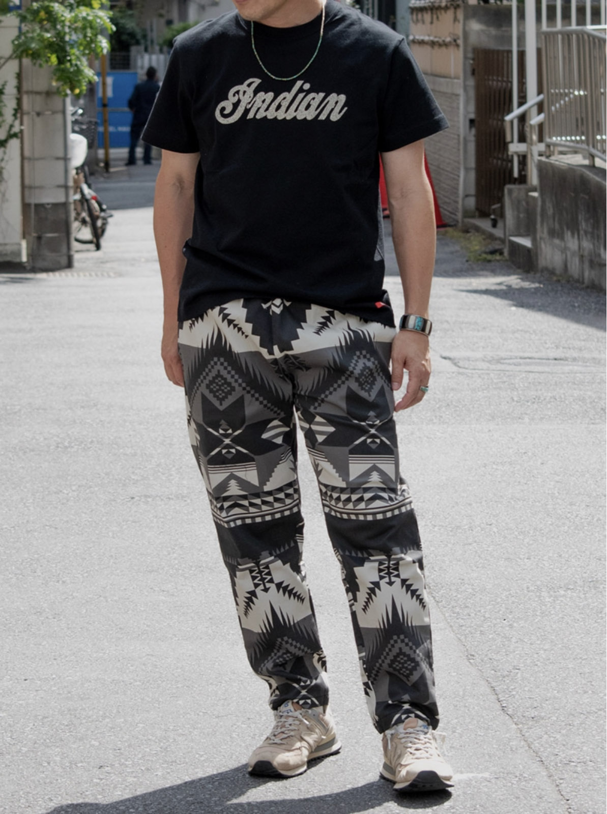 Indian basic tee "logo"