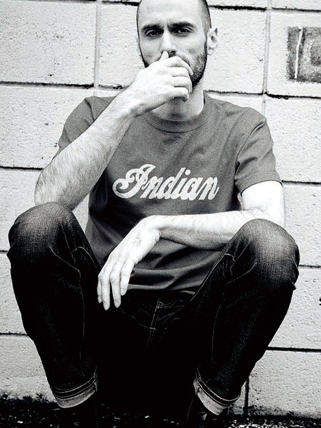 indian basic tee "logo"