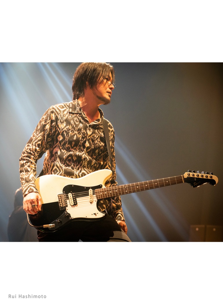 ��ͽ��λ�� the pillows ���椵�浪��Indian Special Collaboration Shirt