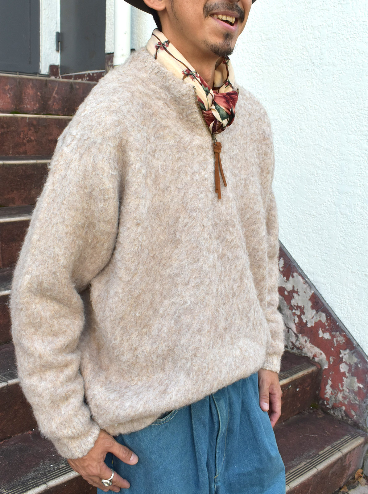 Jaggy Processing Half Zip Crew Neck