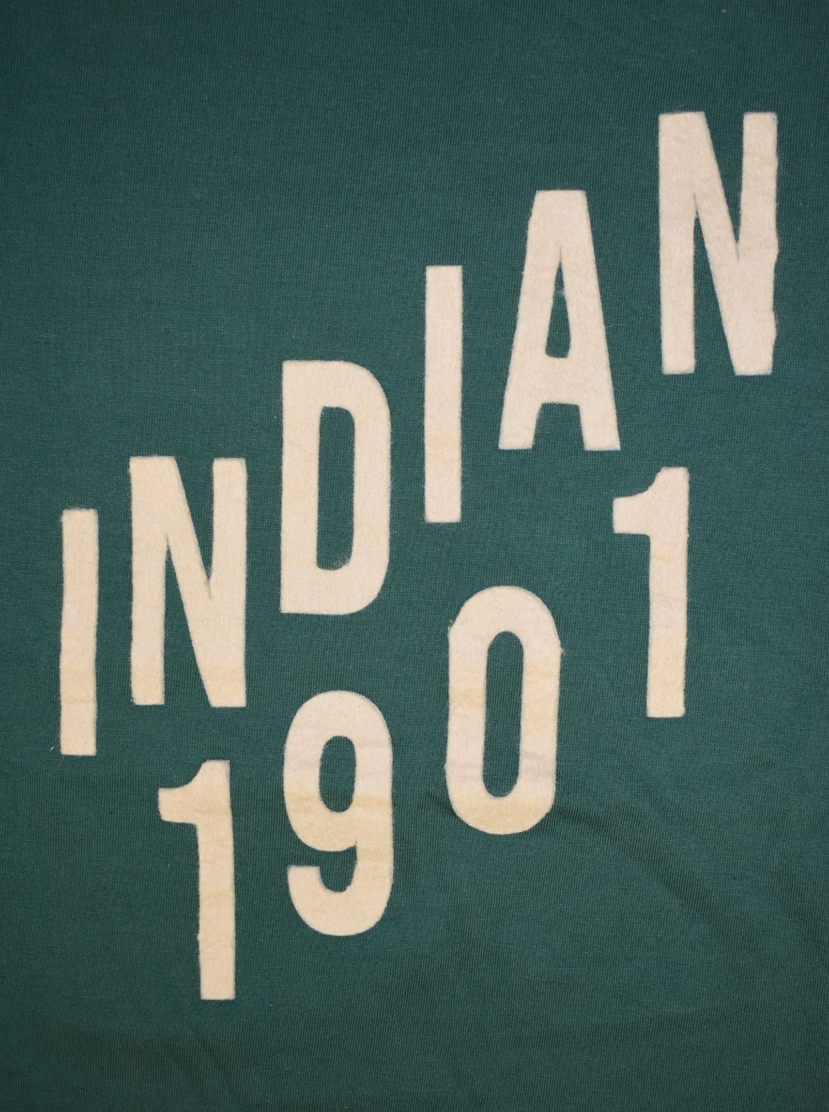 FELT TEE "INDIAN 1901"
