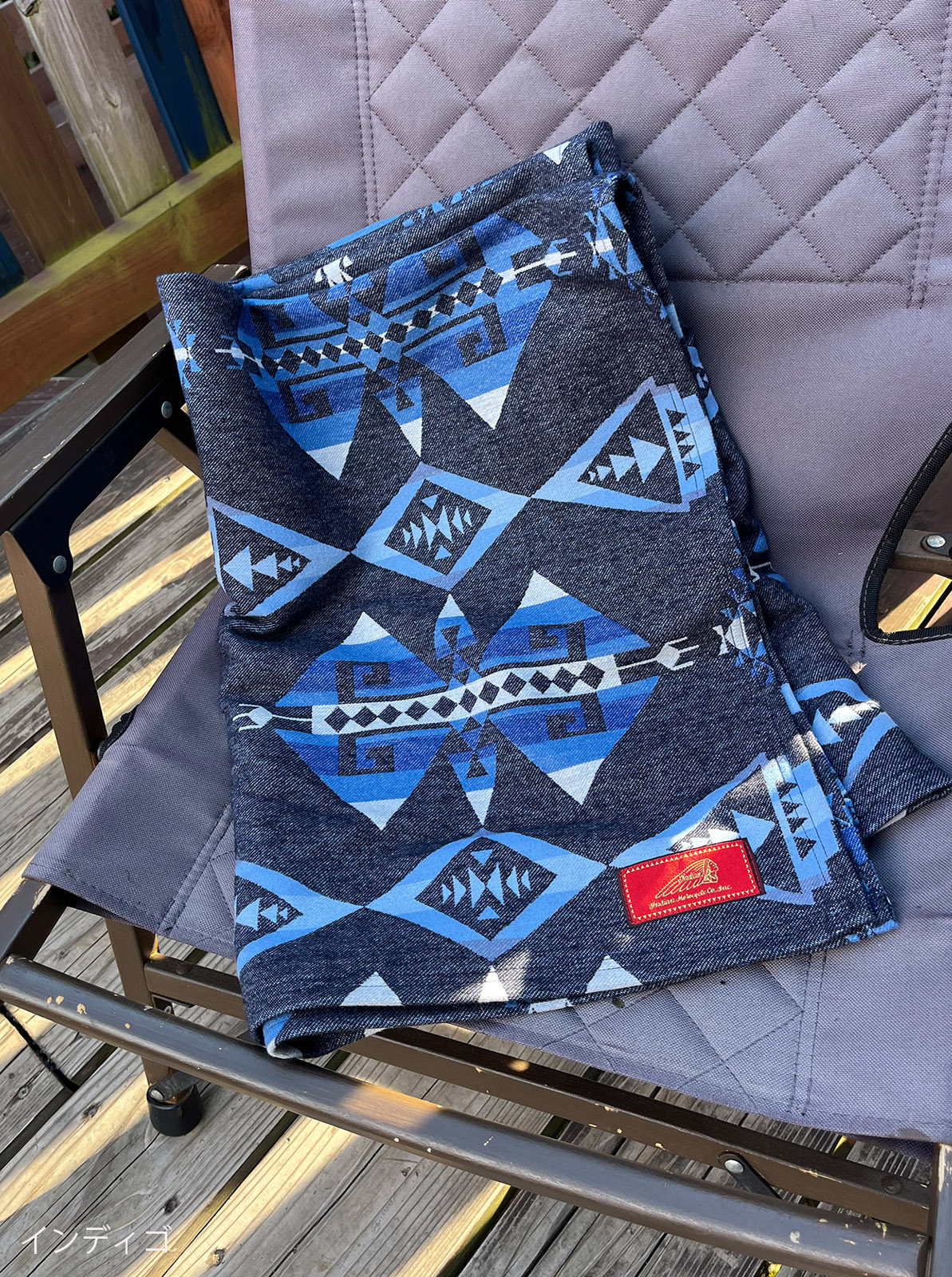 NAVAJO JACQUARD BLANKET