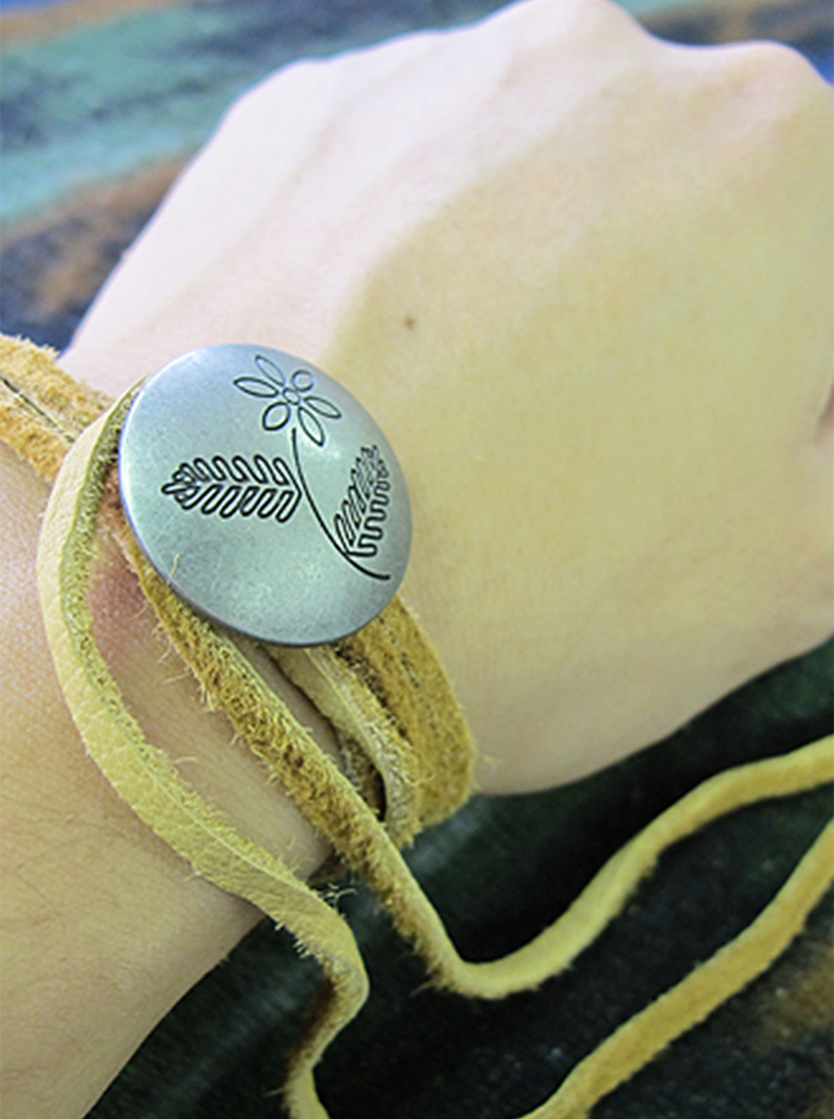 Indian Original Concho Button "Flower"