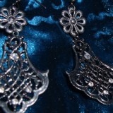 フラワー＆ヴァインピアス