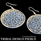 トライバルデザインピアス
