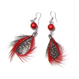 ミニフェザーピアス