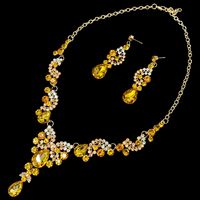 【新入荷】ゴールデン ドロップ クリスタル ネックレス ピアス セット