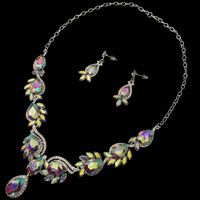 【新入荷】オーロラ　フラワー ネックレス ピアス セット