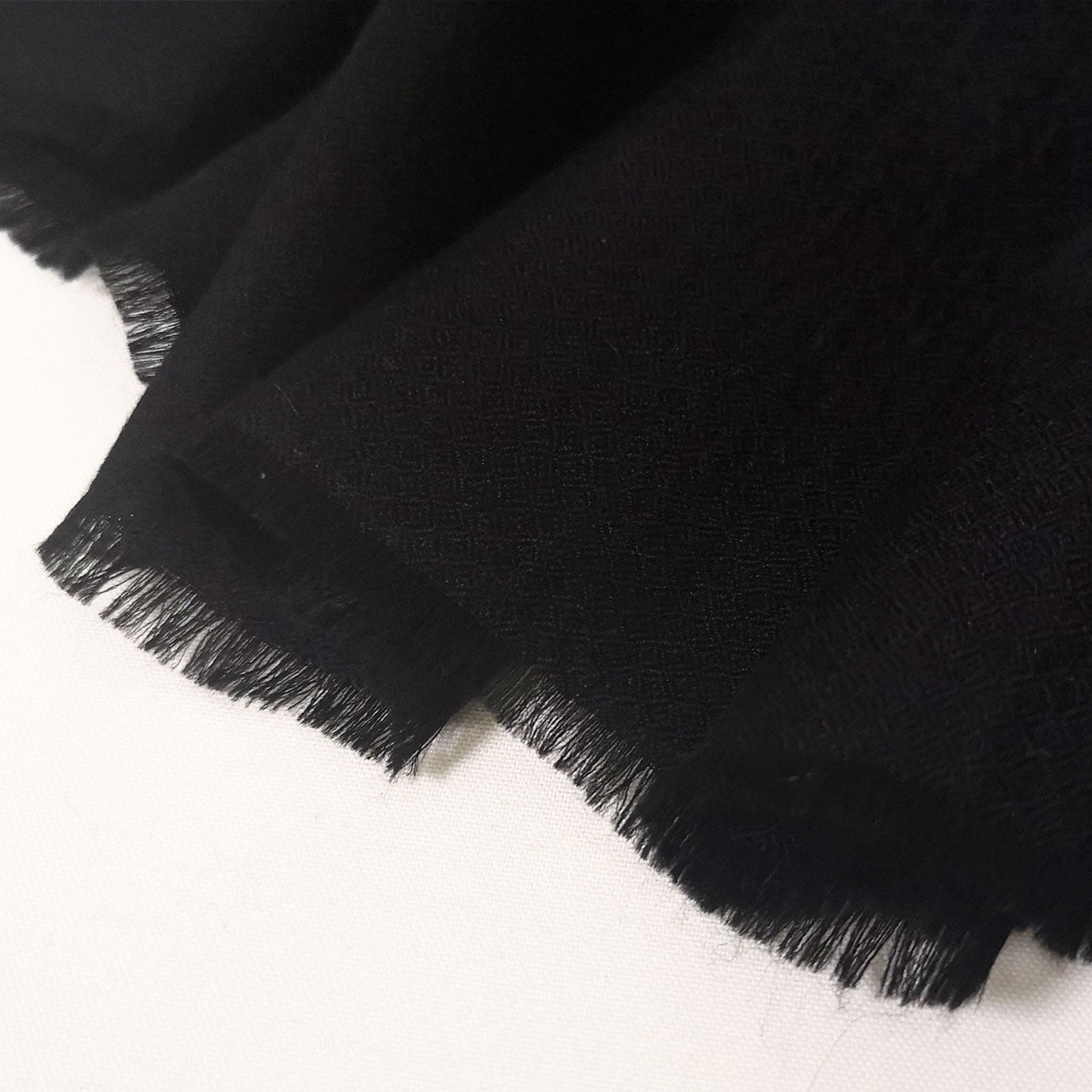 InDream SOLD OUT 刺繍ショール パシュミナ カシミヤ  100cm巾 黒 ブラック パーティー クリスマス ギフト おしゃれ 誕生日 プレゼント 春 夏 秋 冬