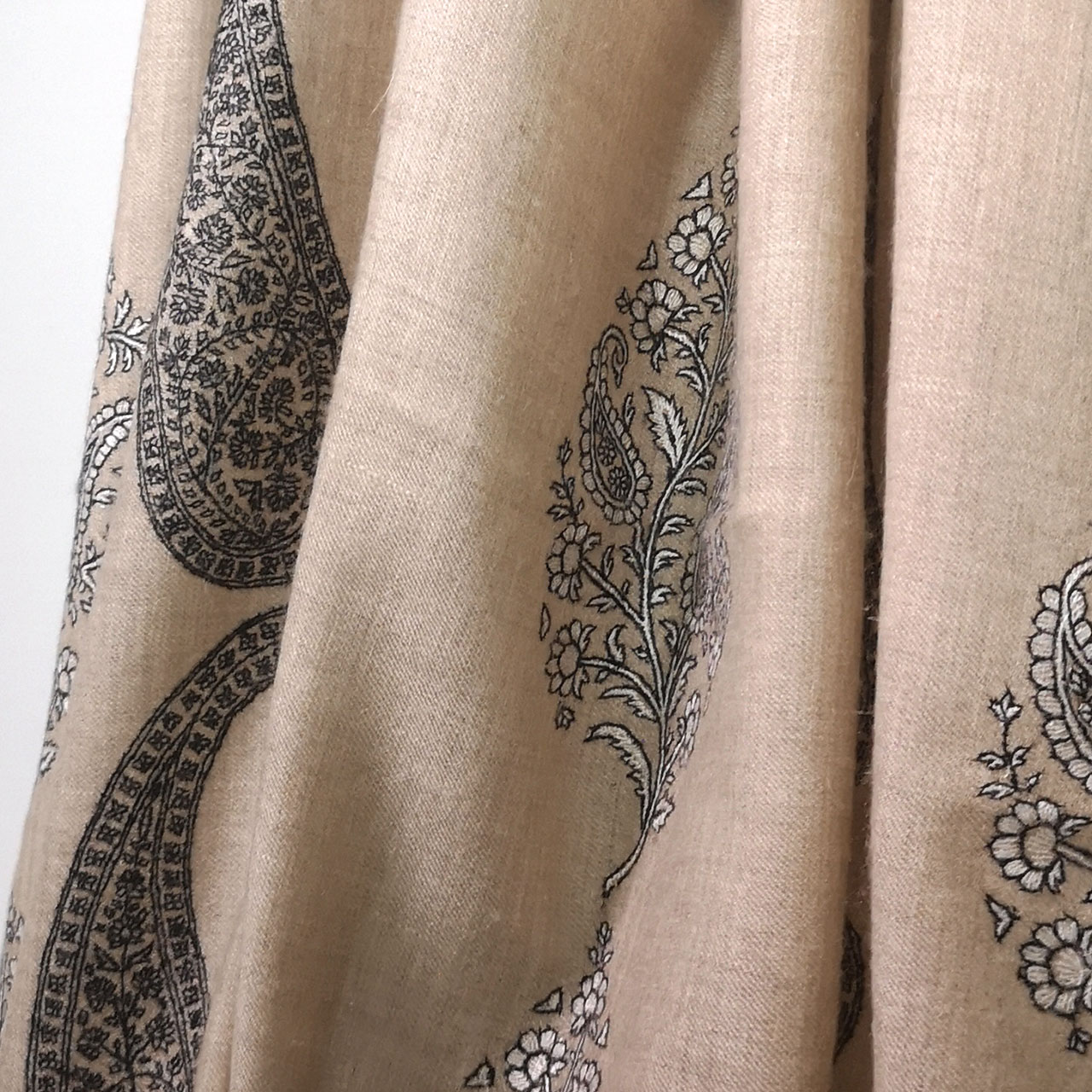 InDream 刺繍ショール パシュミナ カシミヤ 100cm巾 ベージュ02 パーティー クリスマス ギフト おしゃれ 誕生日 プレゼント 着物ショール 50代 60代 70代 80代