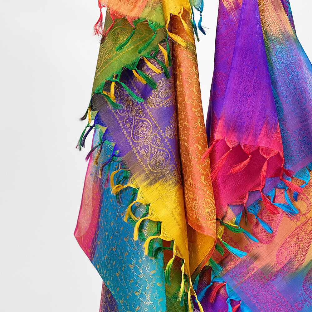 InDream ペイズリー柄シルクスカーフ おしゃれ ストール 手織り ベージュ 寒色 クリスマス プレゼント 誕生日 40代 50代 60代 70代