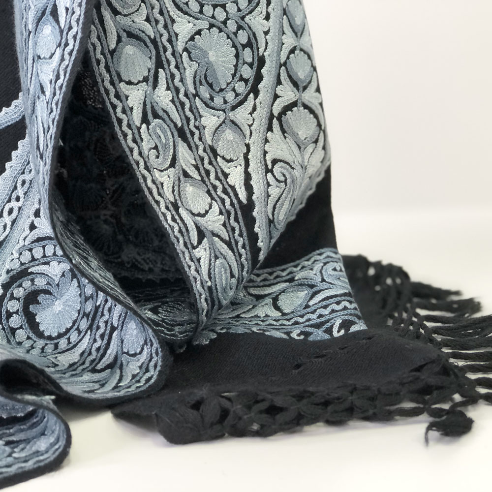 InDream アーリ刺繍ストール ペイズリー 黒 ブルー クリスマス ギフト